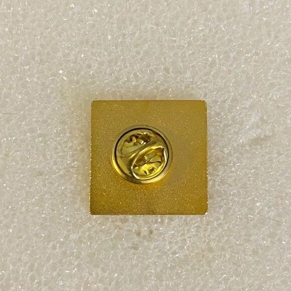 Gold Tone 300 Volunteer Hours Metal Lapel Pin - Picture 2 of 2
